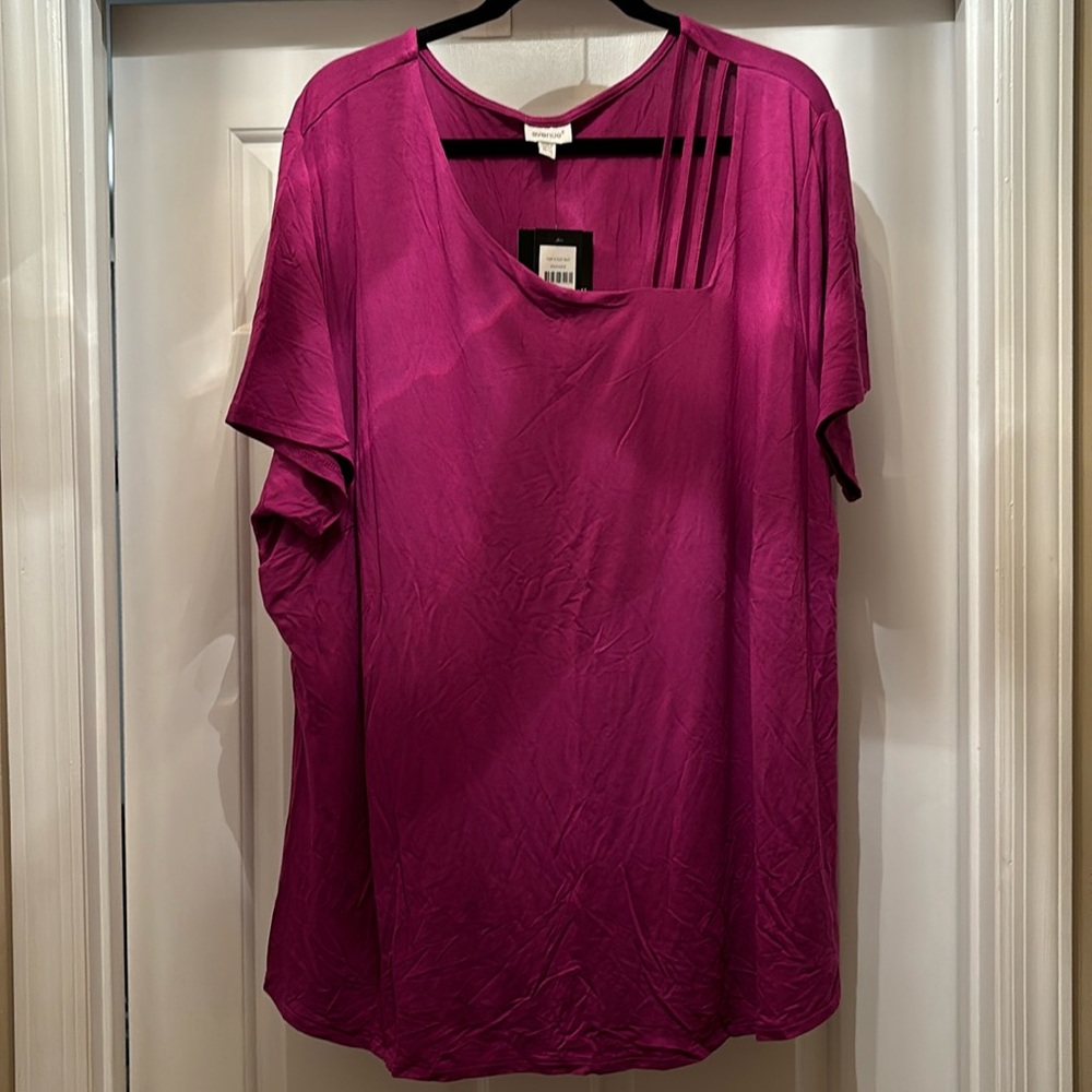 Avenue V Cut Out Shirt